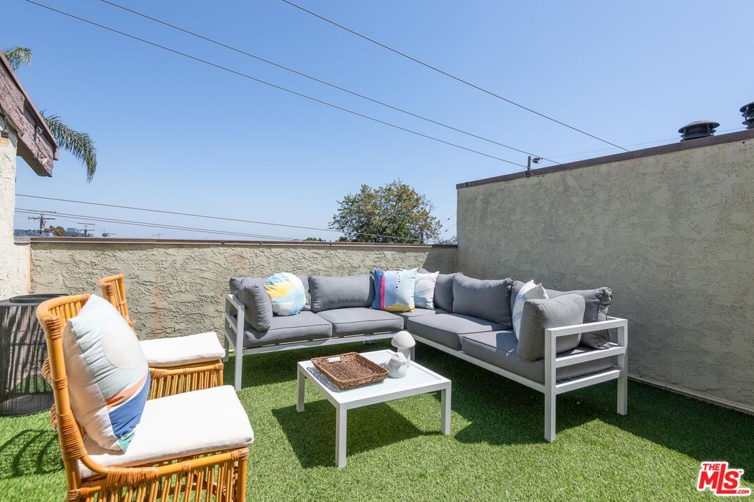 11625 Texas Ave Unit: 303