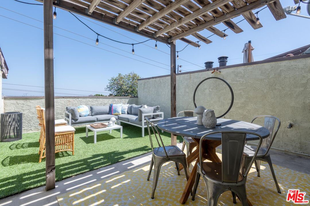 11625 Texas Ave Unit: 303
