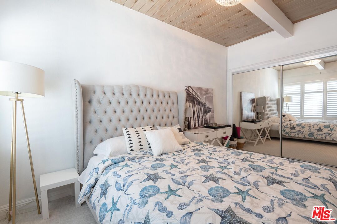 11744 Moorpark St Unit: O