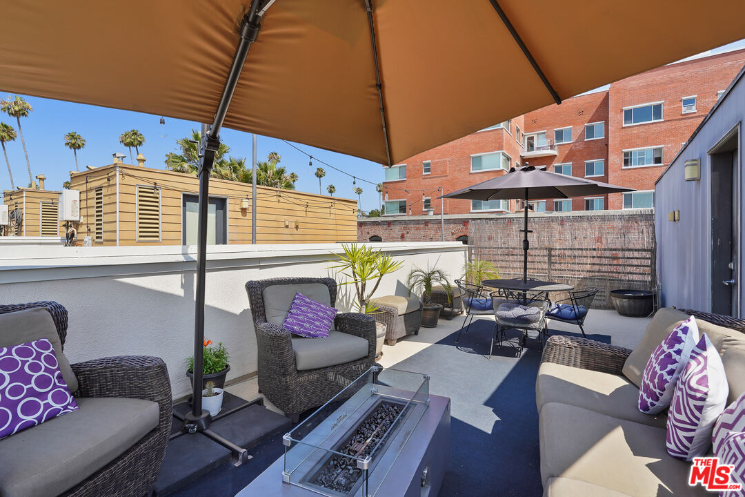 5637 Cielo Way