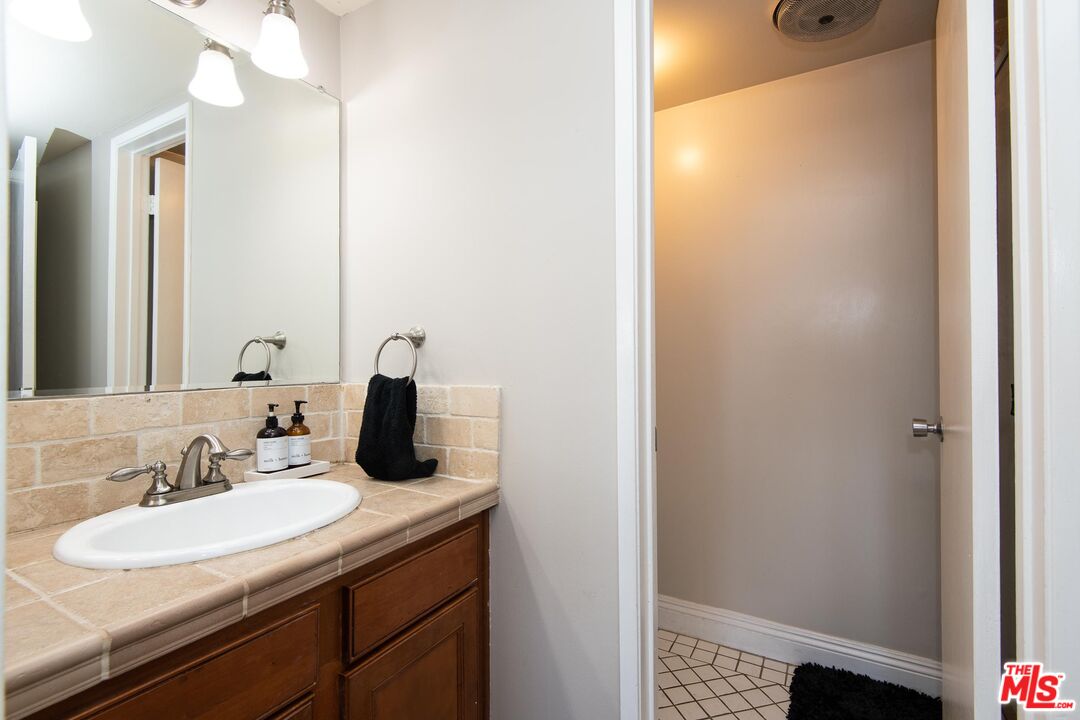 1000 S Westgate Ave Unit: 417