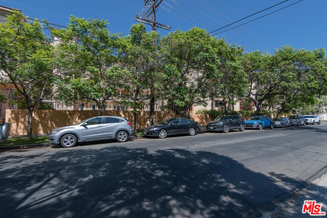 1000 S Westgate Ave Unit: 417