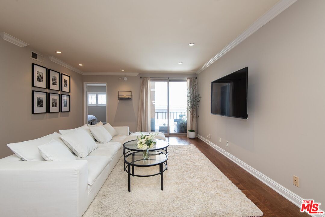 1000 S Westgate Ave Unit: 417