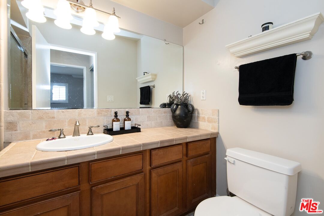 1000 S Westgate Ave Unit: 417