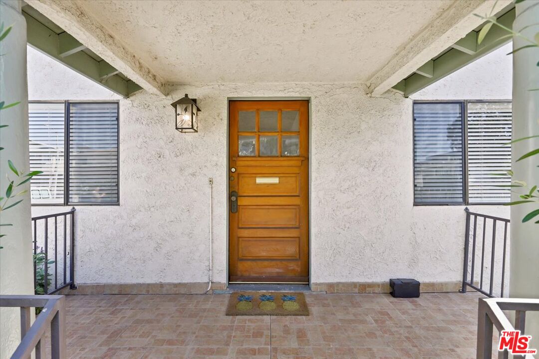 1234 N Mansfield Ave