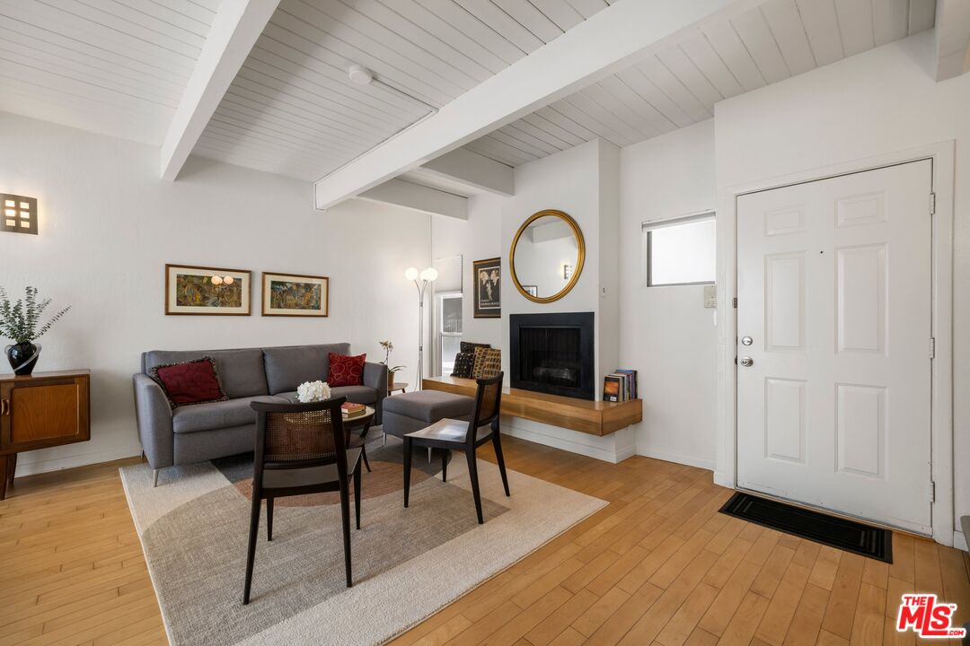 3101 5th St Unit: 8