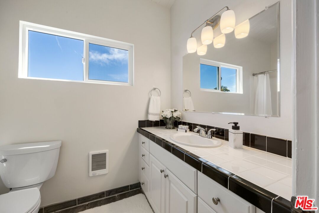 3101 5th St Unit: 8