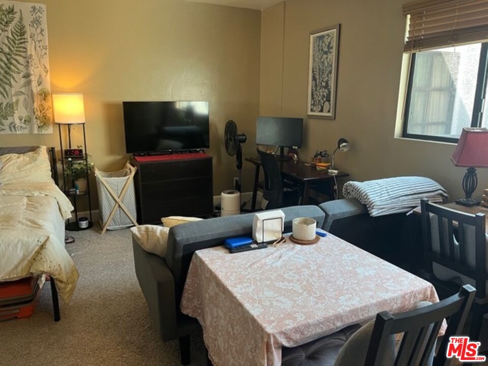 10982 Roebling Ave Unit: 560