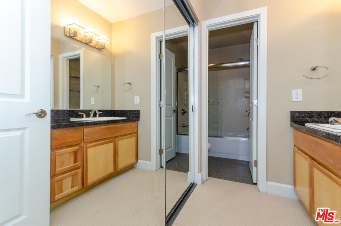 10982 Roebling Ave Unit: 560