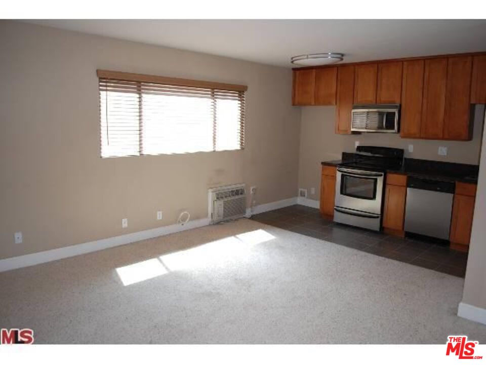 10982 Roebling Ave Unit: 560