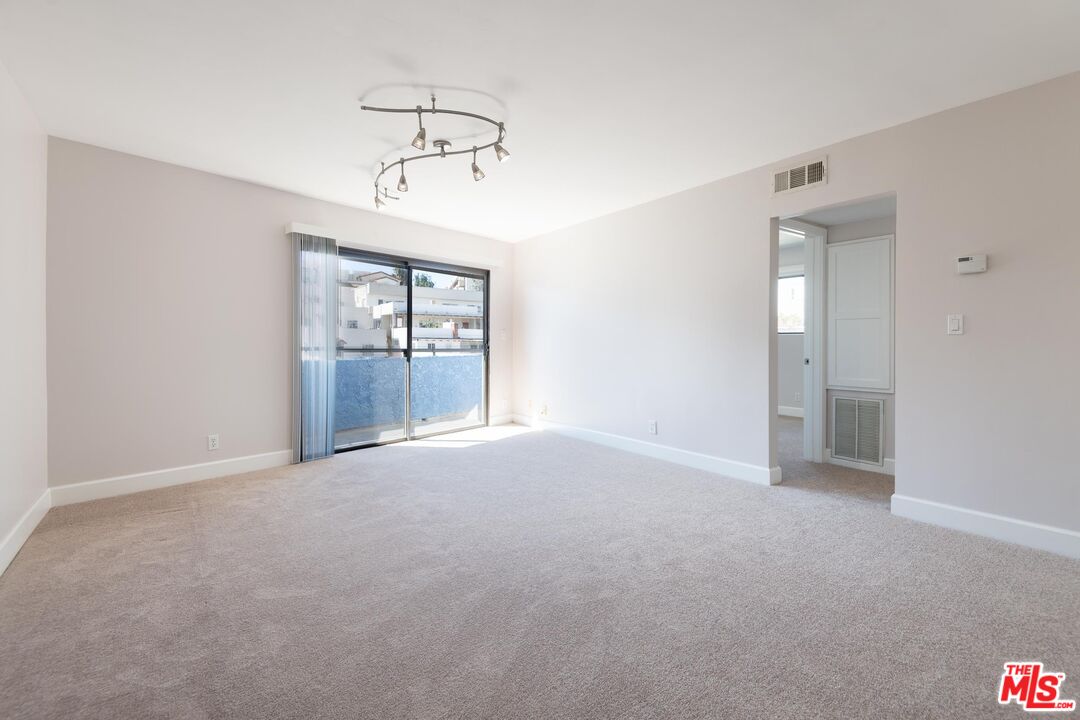 10982 Roebling Ave Unit: 451