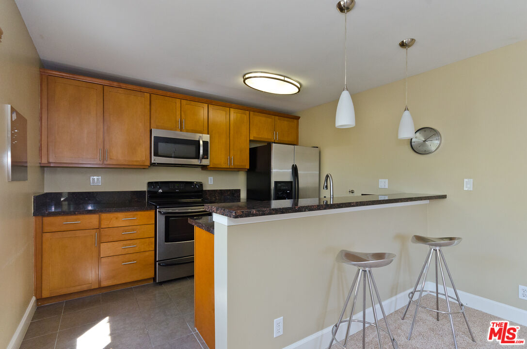 10982 ROEBLING AVE Unit: 461