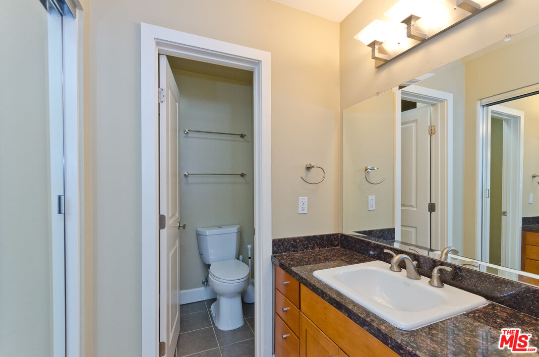 10982 ROEBLING AVE Unit: 461