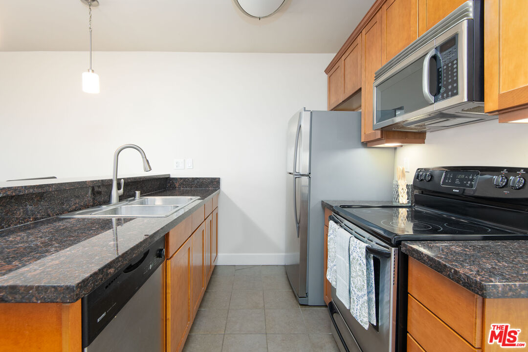 10982 Roebling Ave Unit: 538