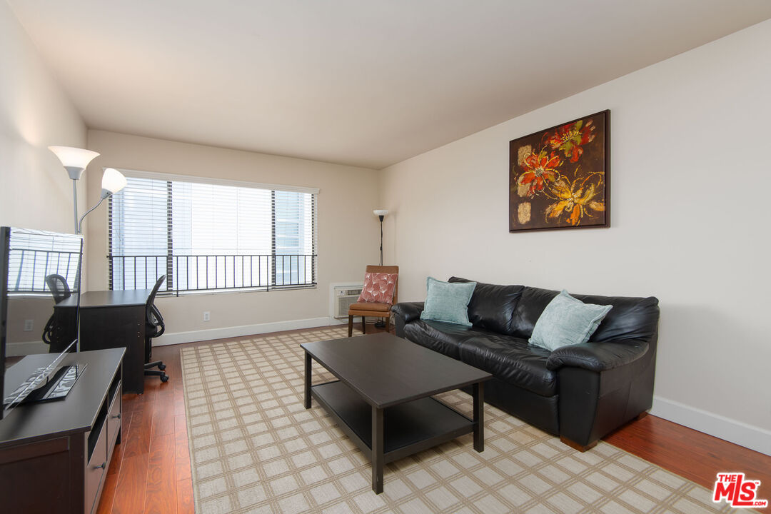 10982 Roebling Ave Unit: 538