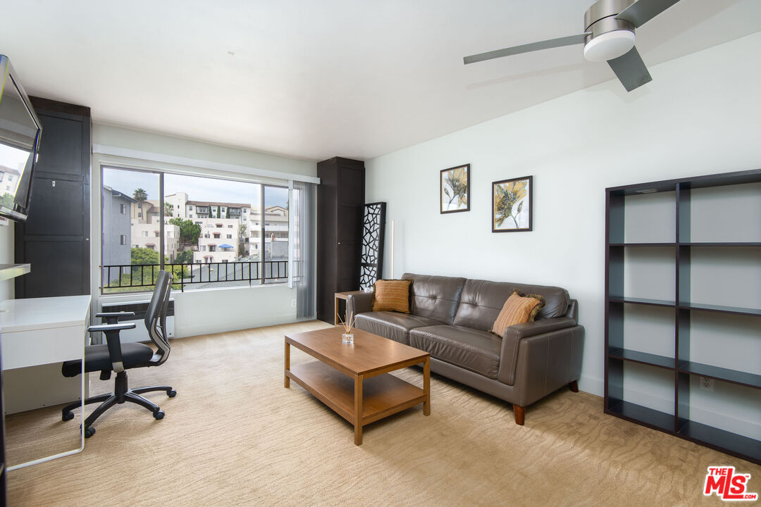 10982 Roebling Ave Unit: 462