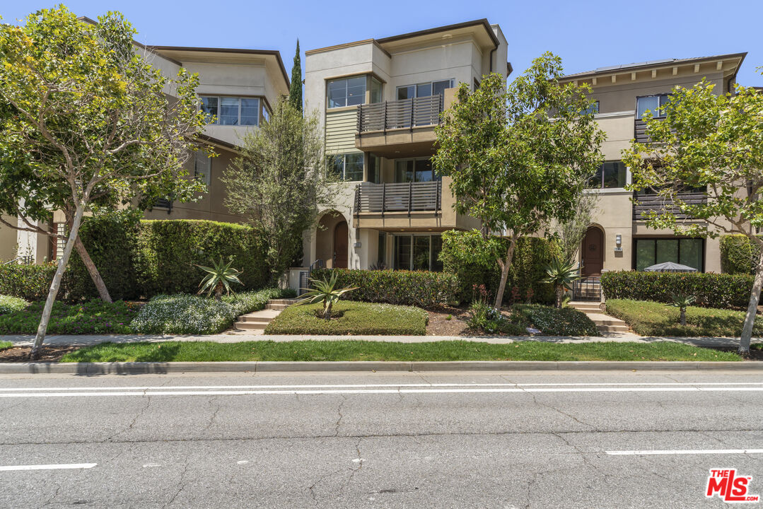 12868 S Seaglass Cir Unit: W