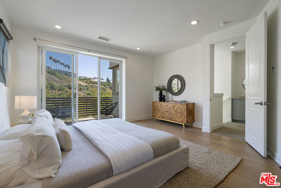 12868 S Seaglass Cir Unit: W