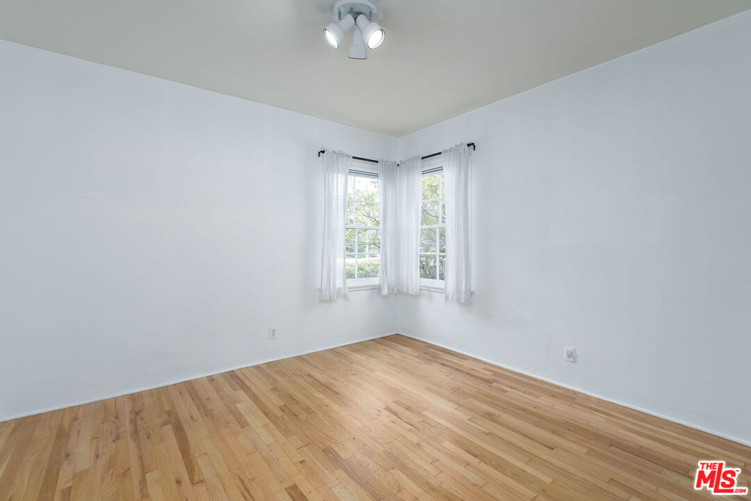 1133 26TH ST Unit: A