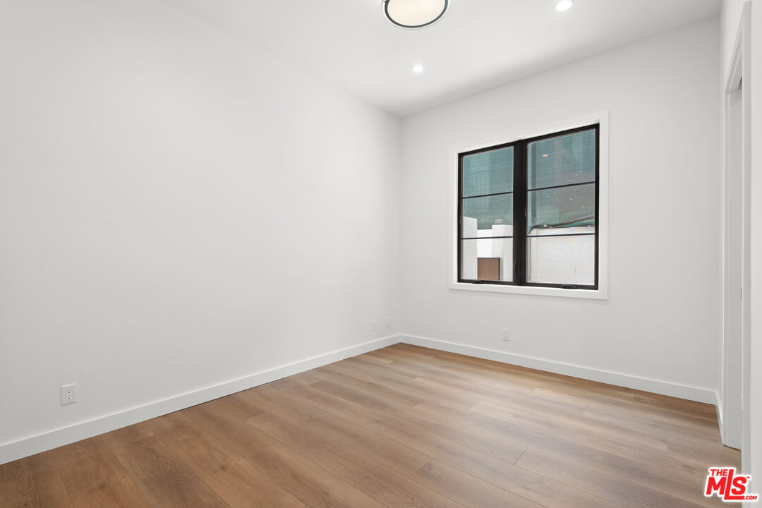 930 Lincoln Blvd Unit: A