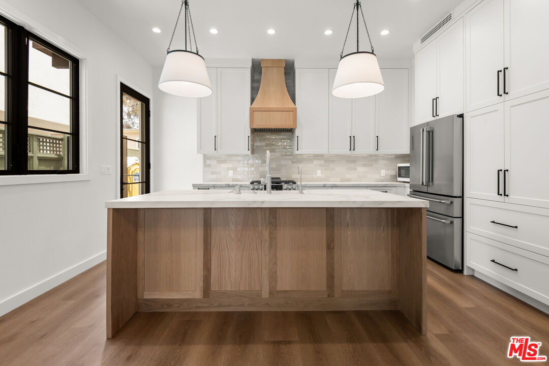 930 Lincoln Blvd Unit: A