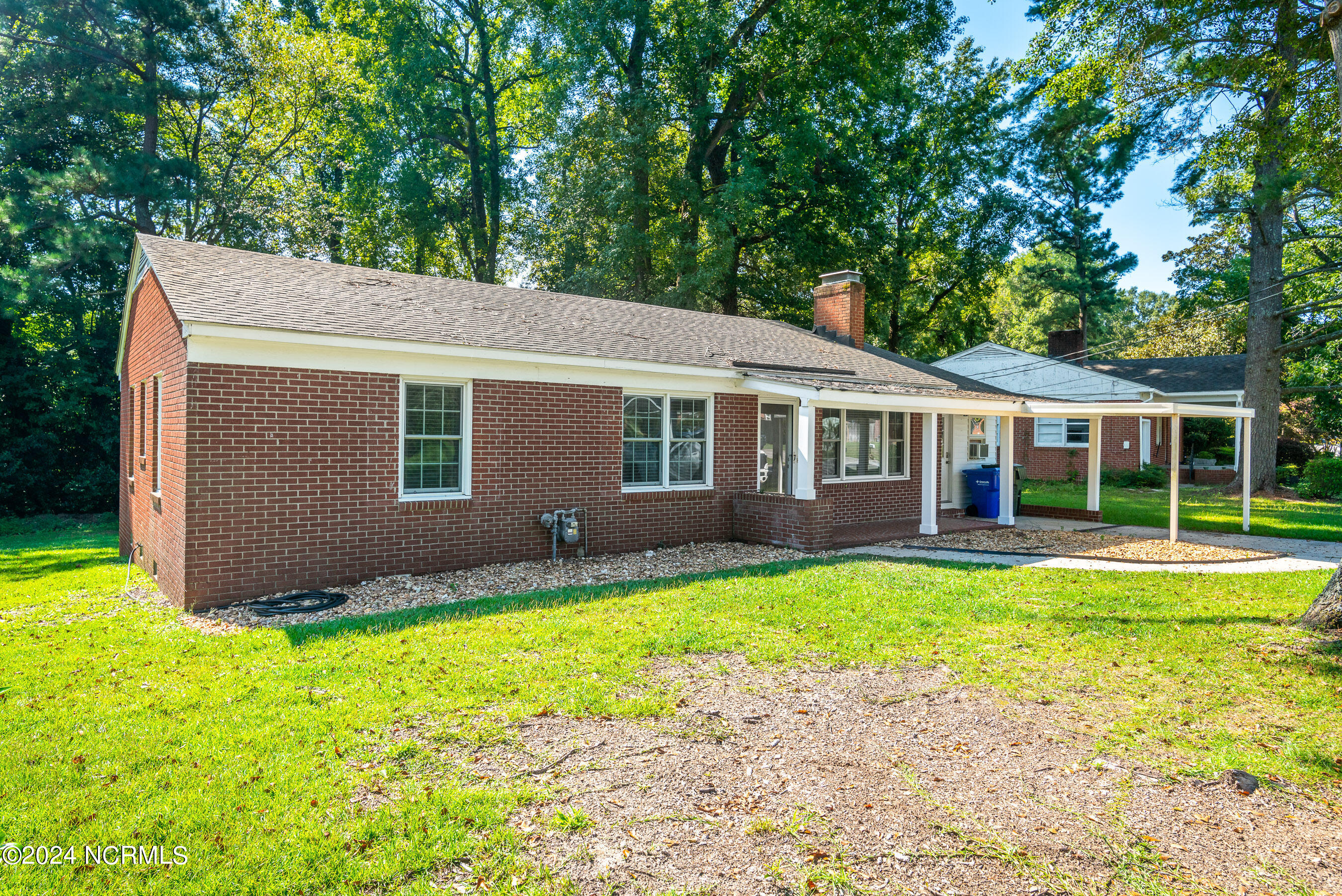1503 E Wright Road