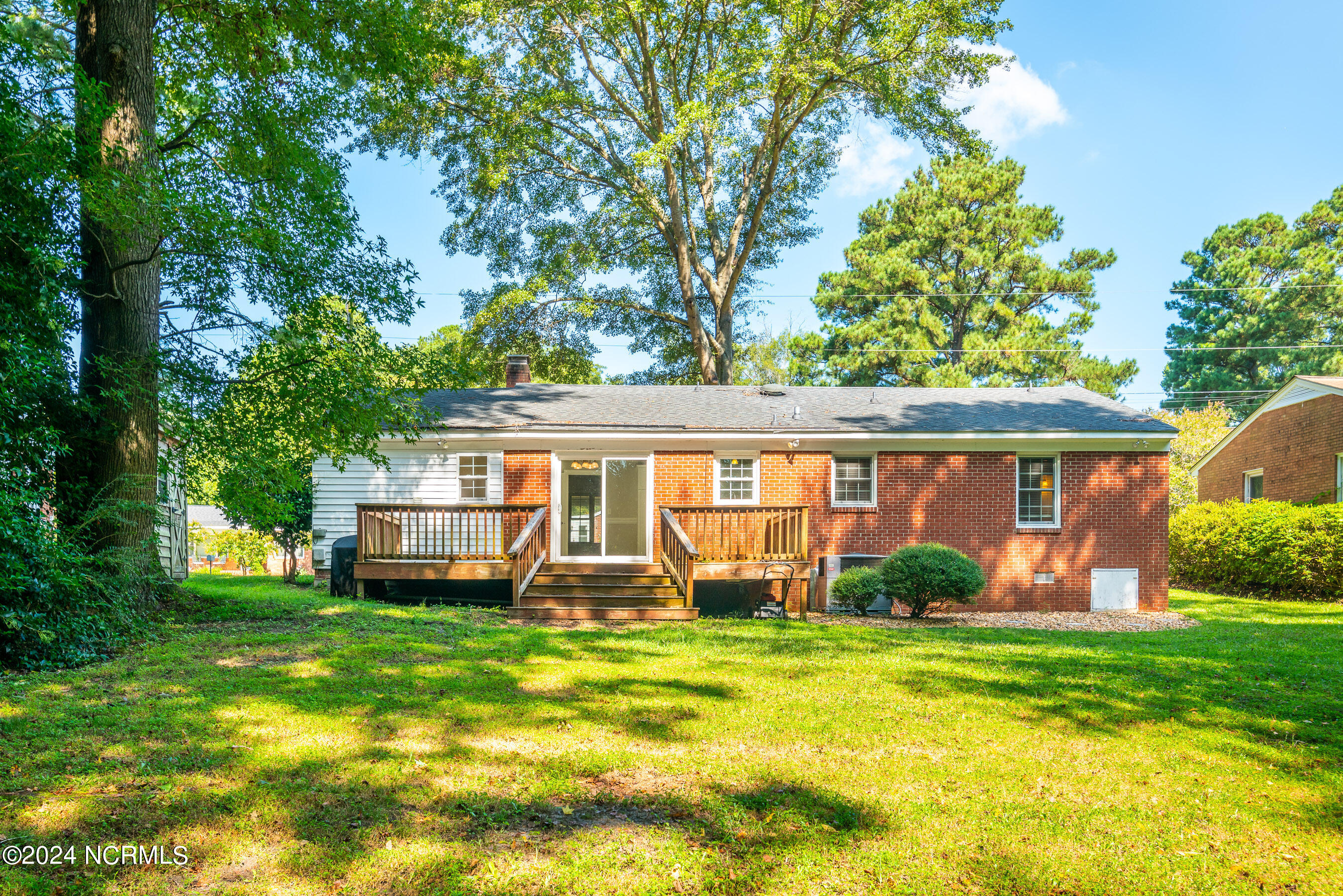 1503 E Wright Road