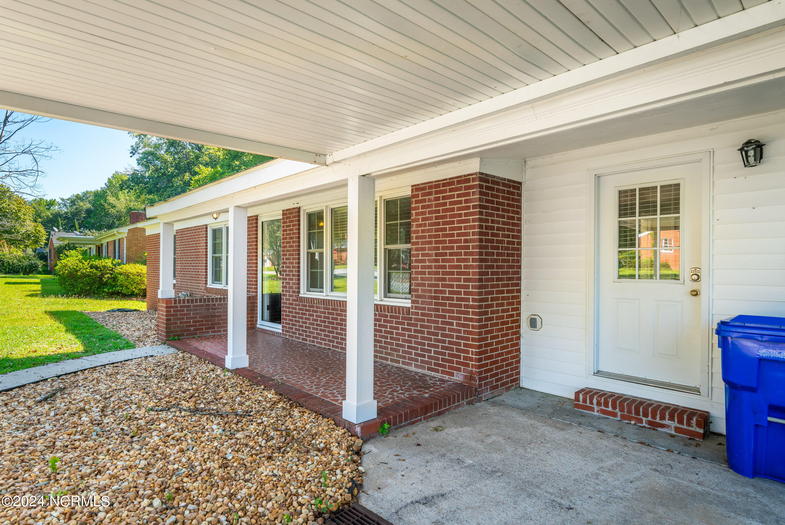 1503 E Wright Road