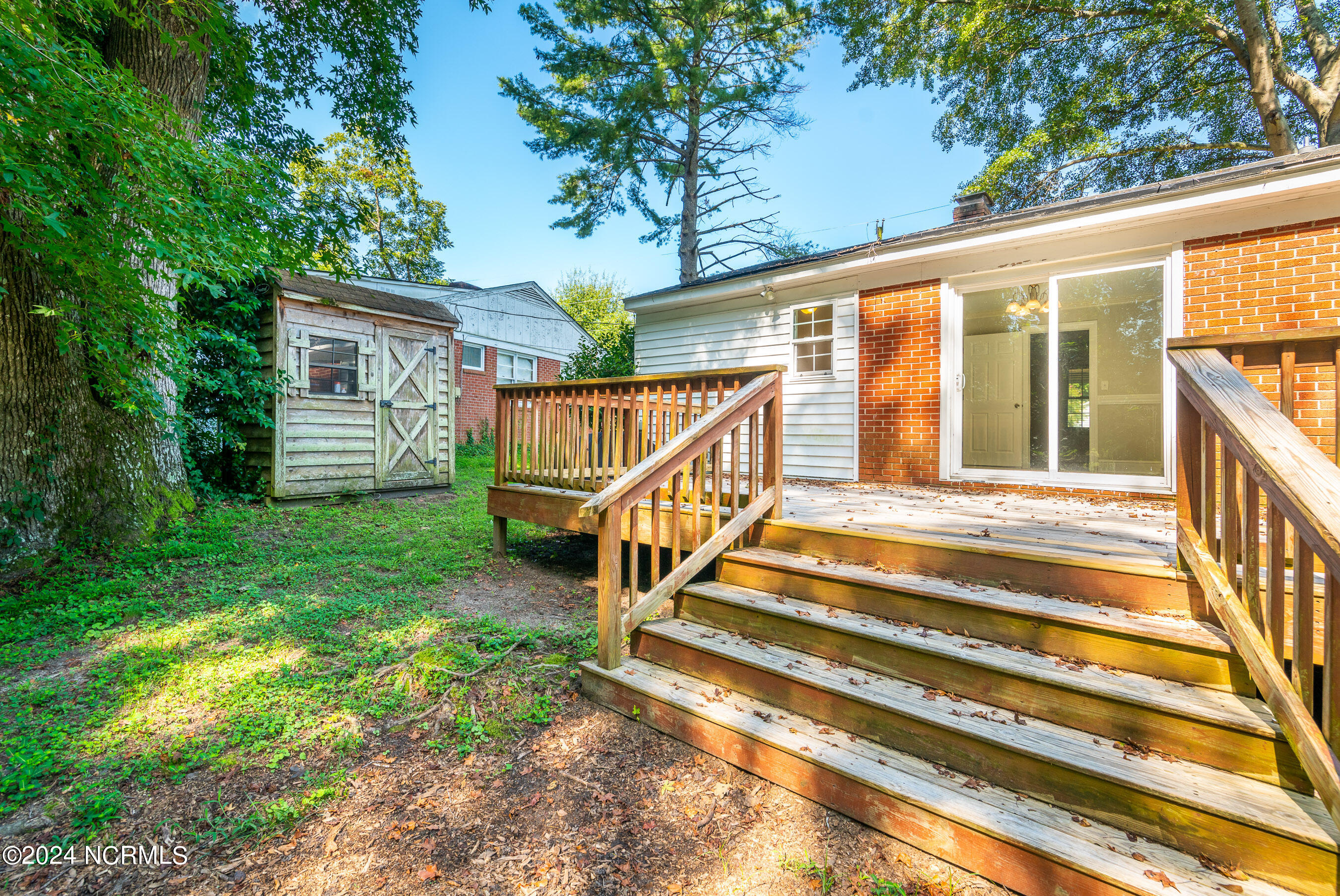 1503 E Wright Road