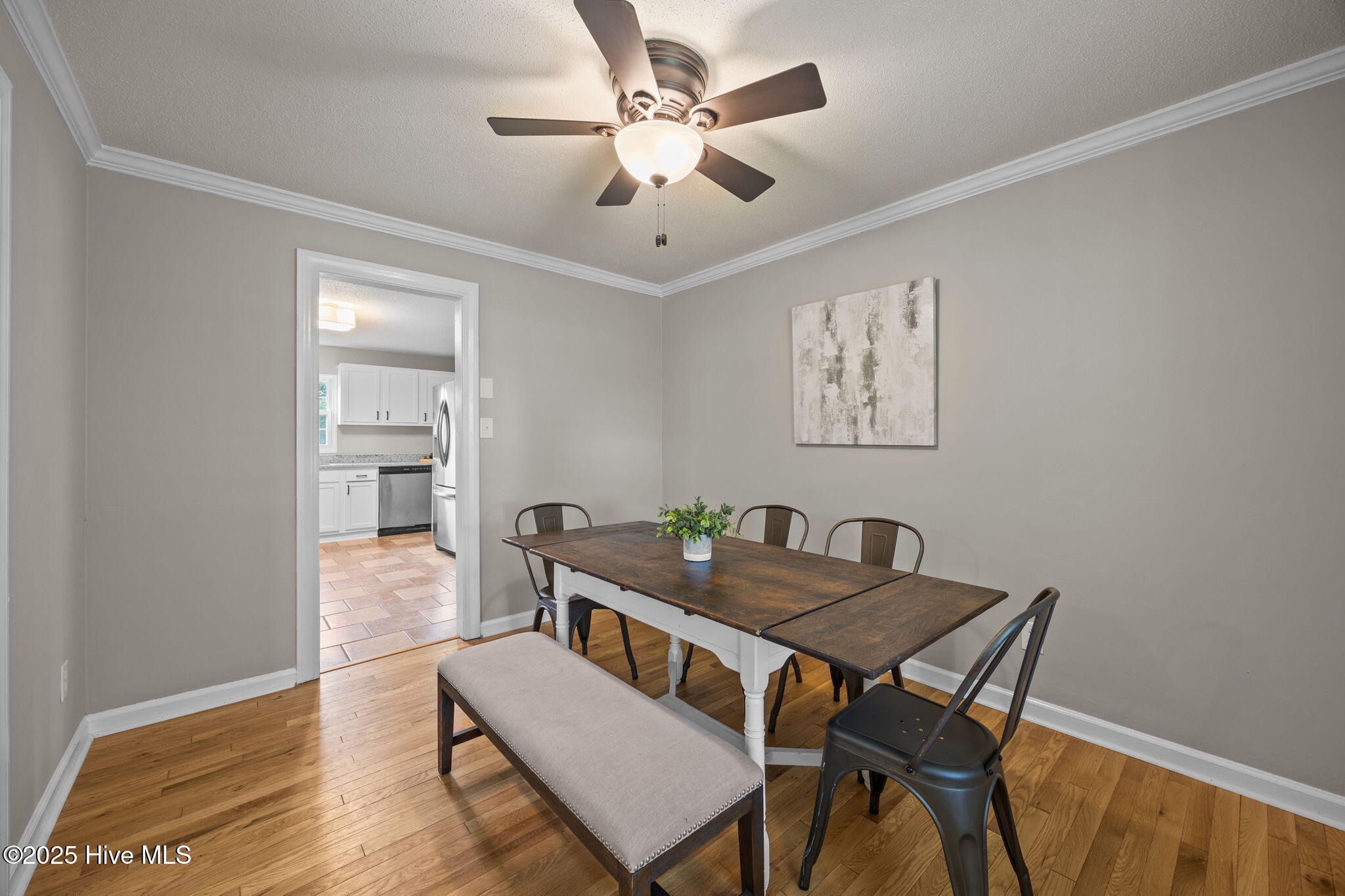 906 Isabella Avenue Ext