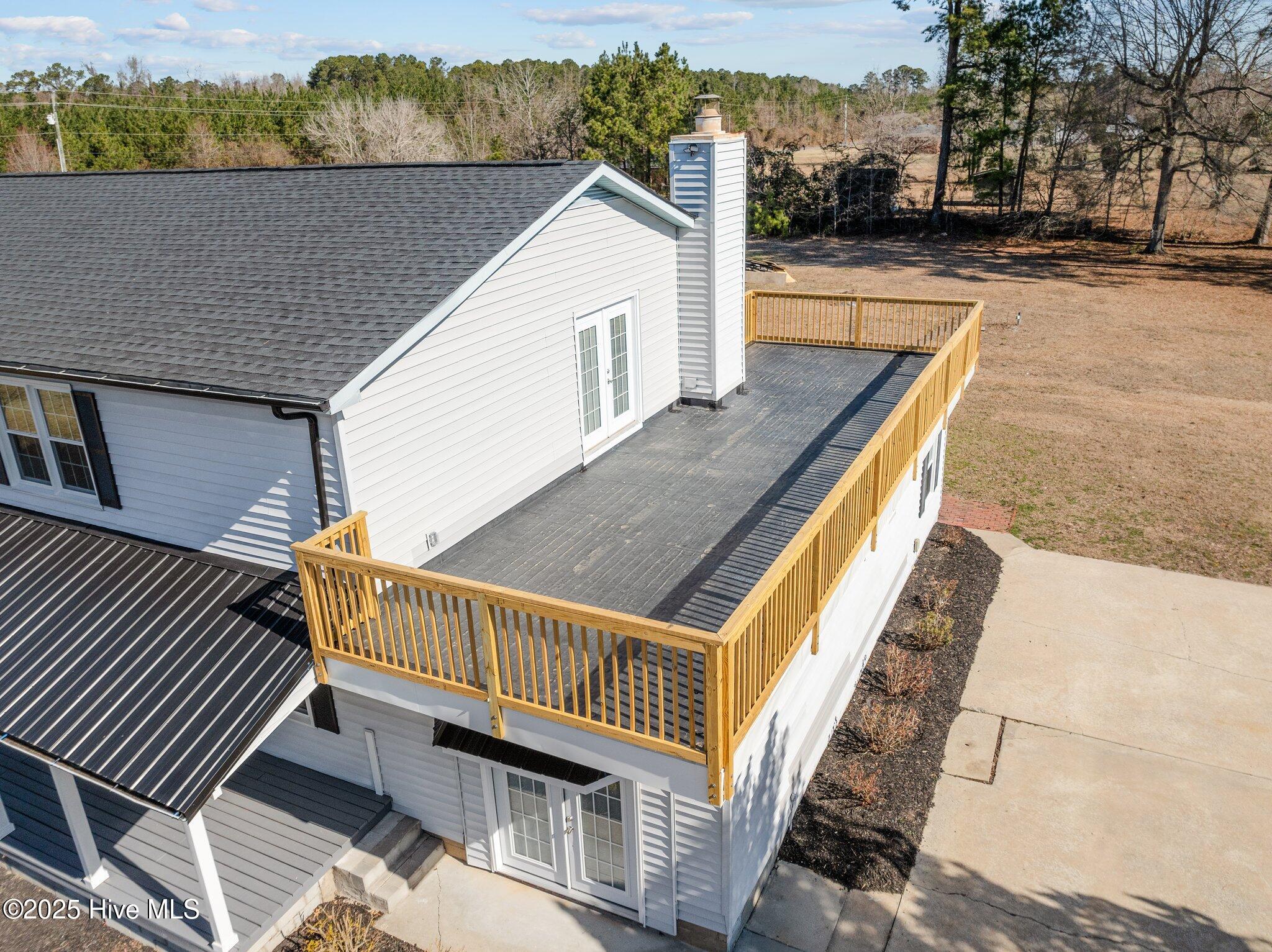 906 Isabella Avenue Ext