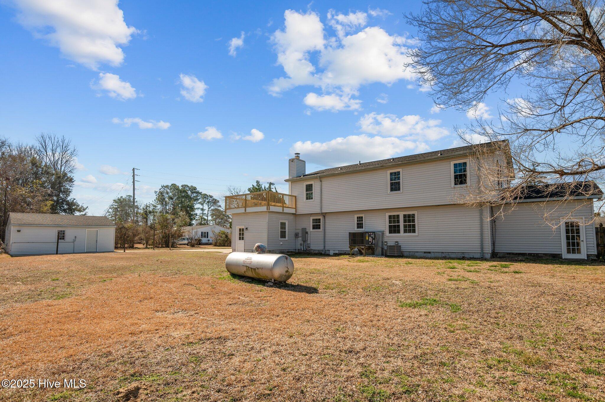 906 Isabella Avenue Ext