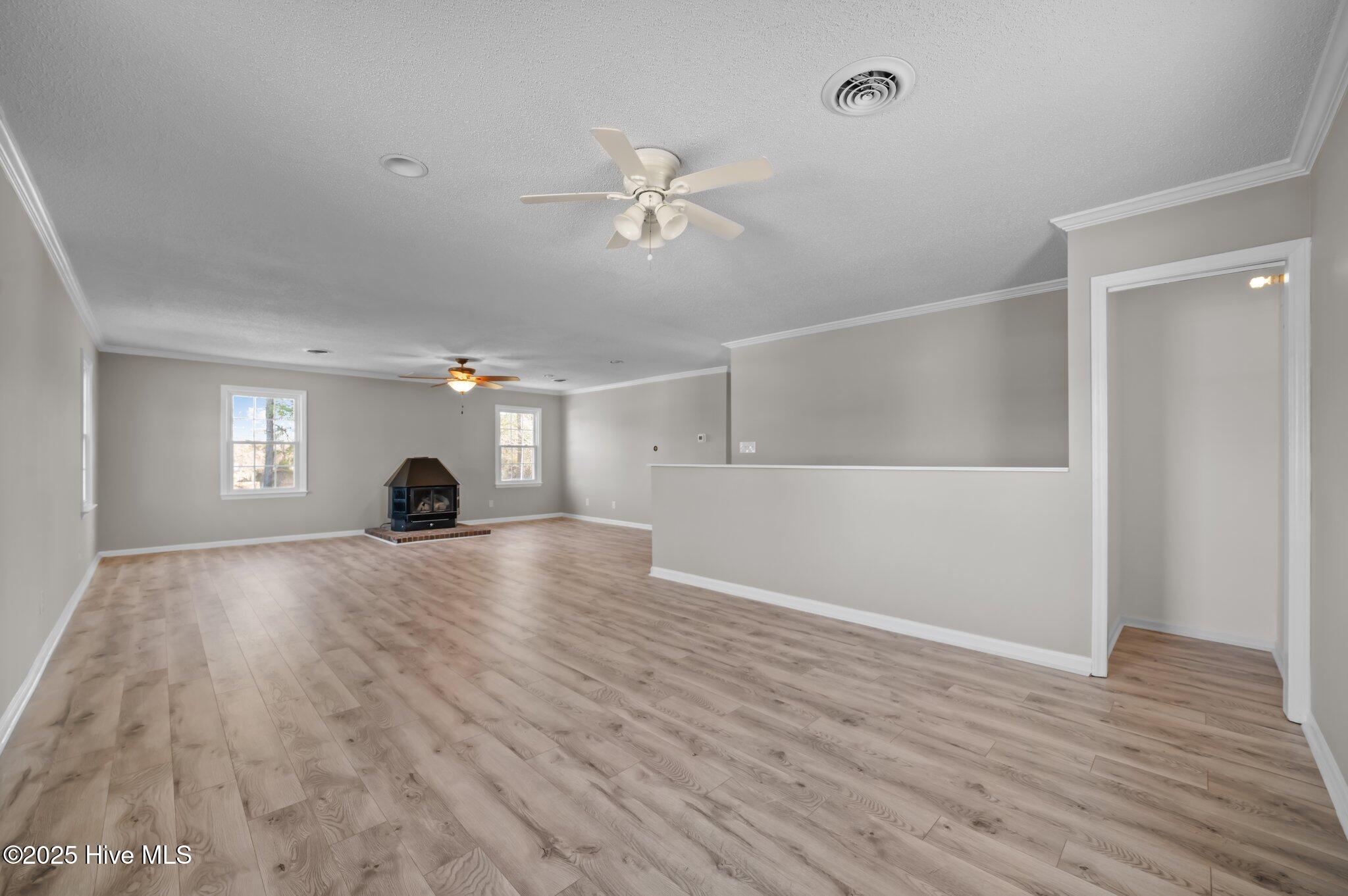 906 Isabella Avenue Ext