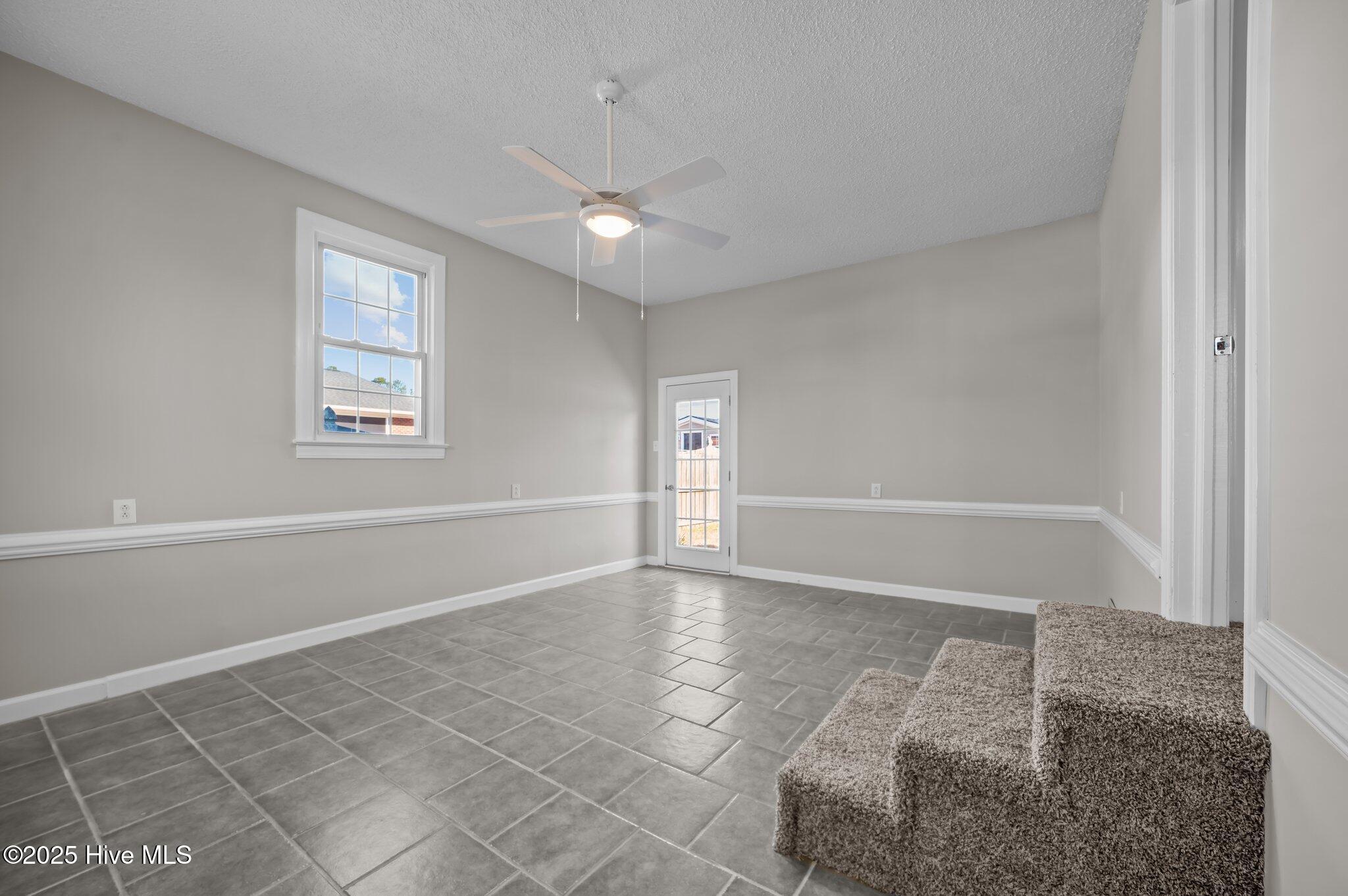 906 Isabella Avenue Ext