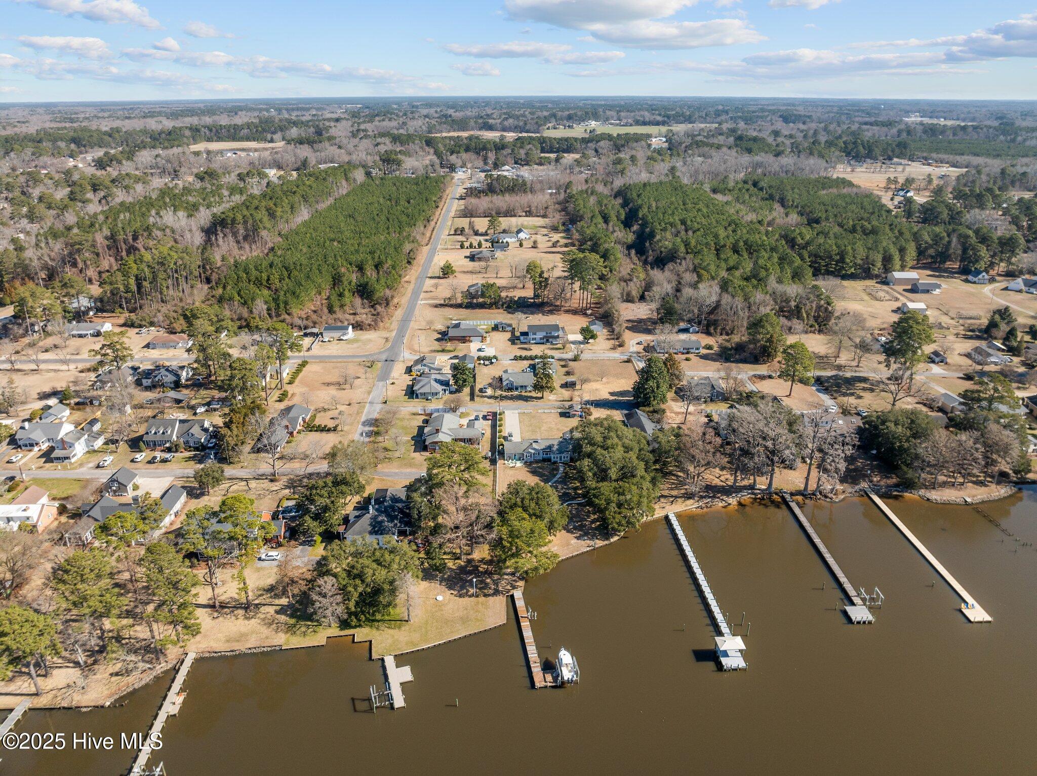 906 Isabella Avenue Ext