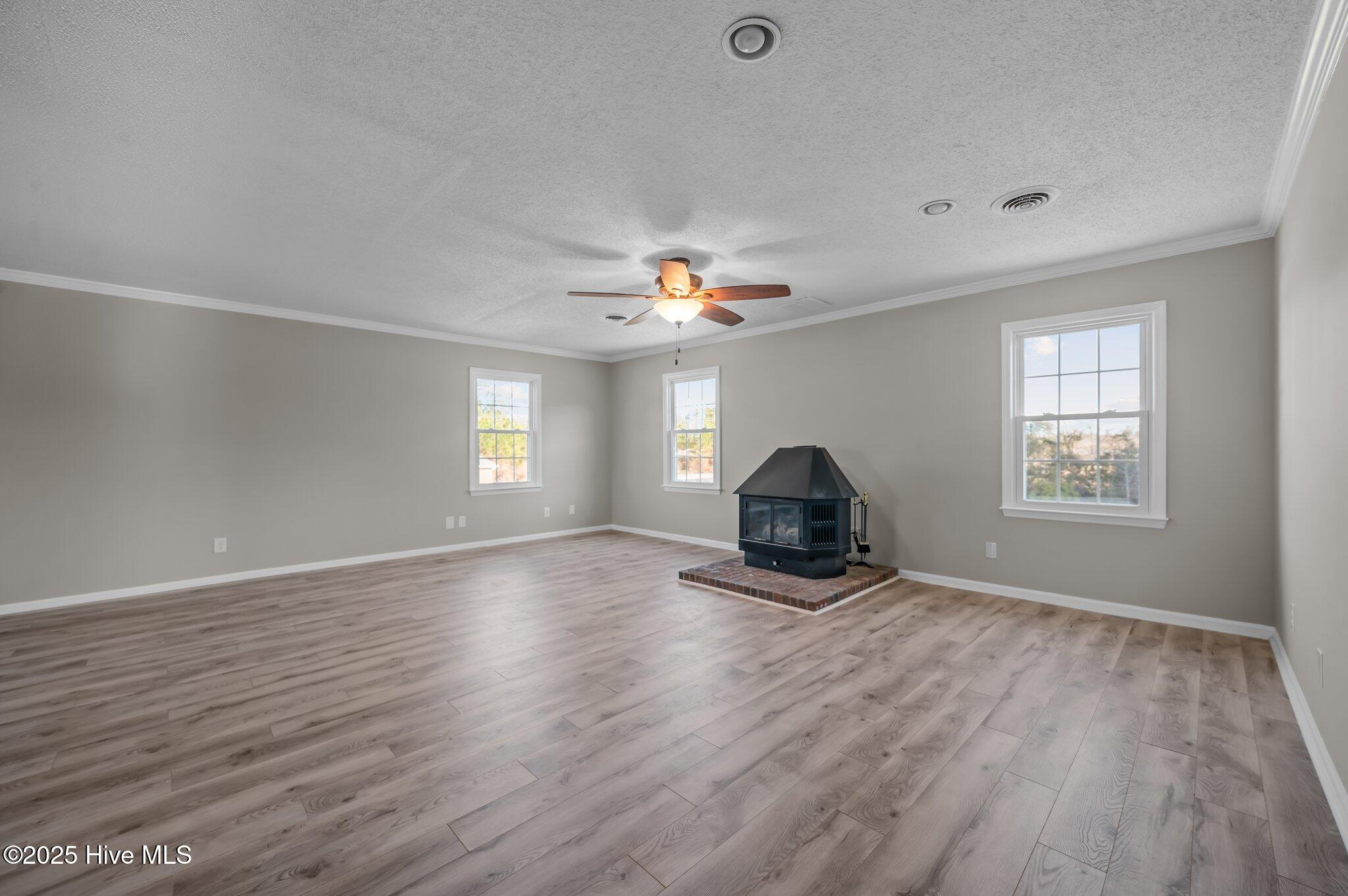 906 Isabella Avenue Ext