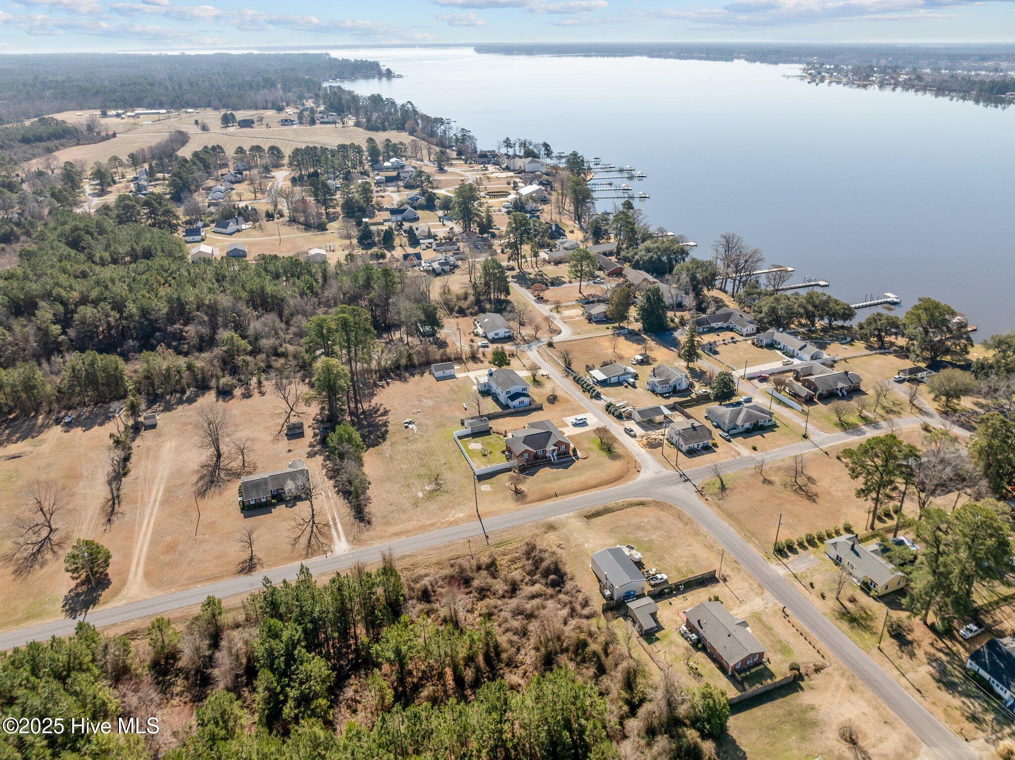 906 Isabella Avenue Ext