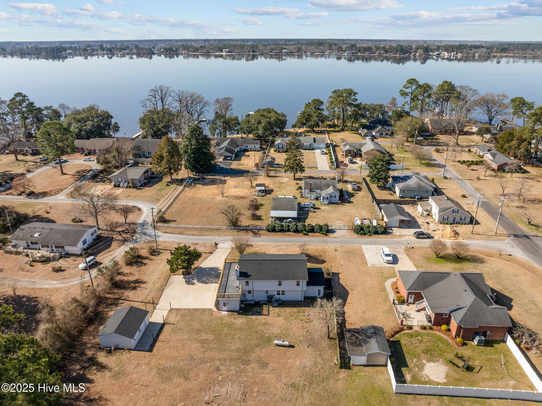 906 Isabella Avenue Ext