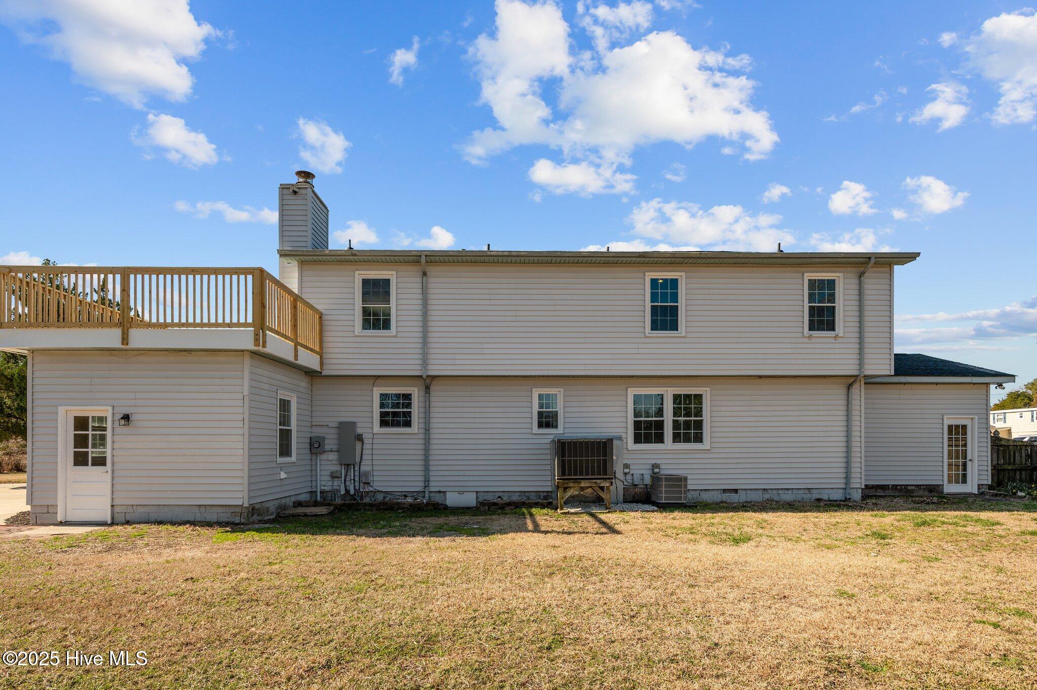 906 Isabella Avenue Ext