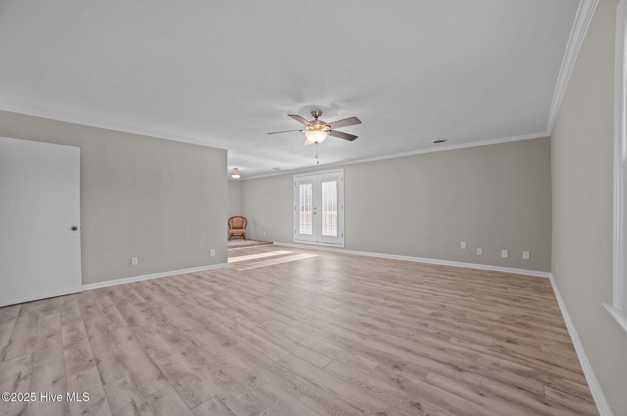 906 Isabella Avenue Ext