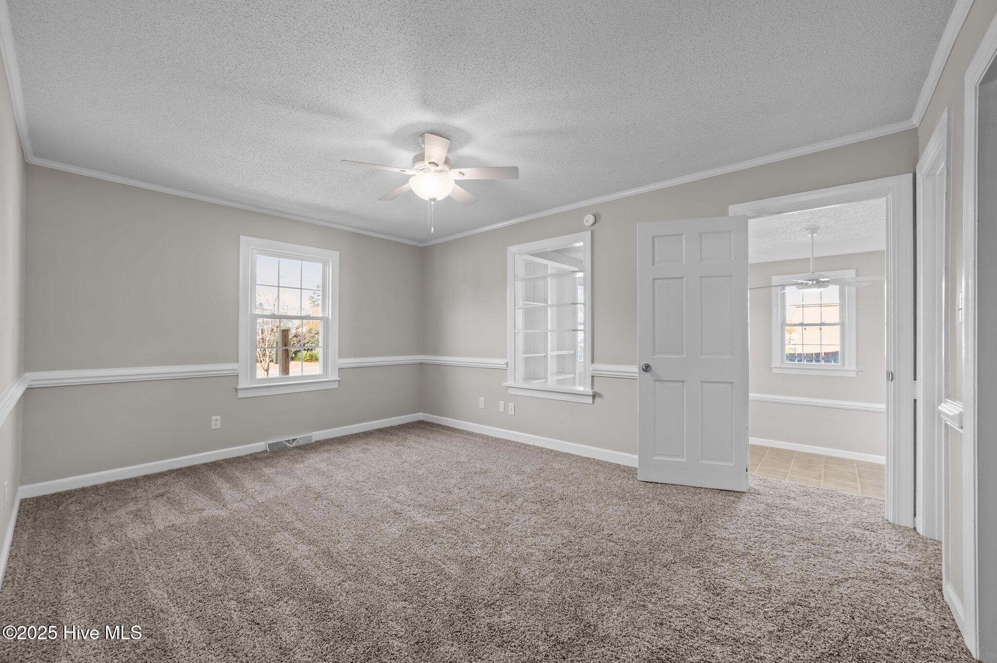 906 Isabella Avenue Ext