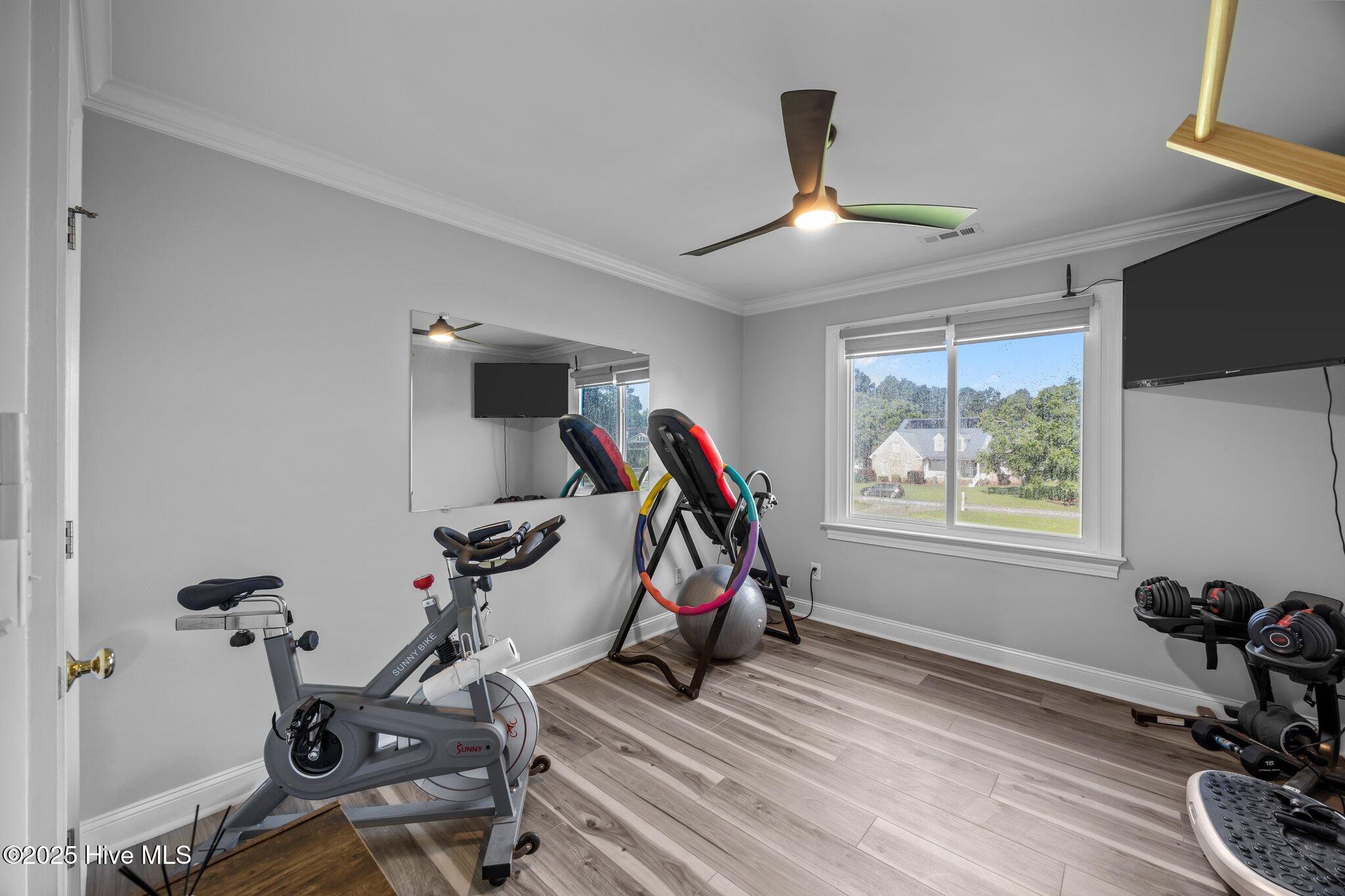 2221 Greaves Court