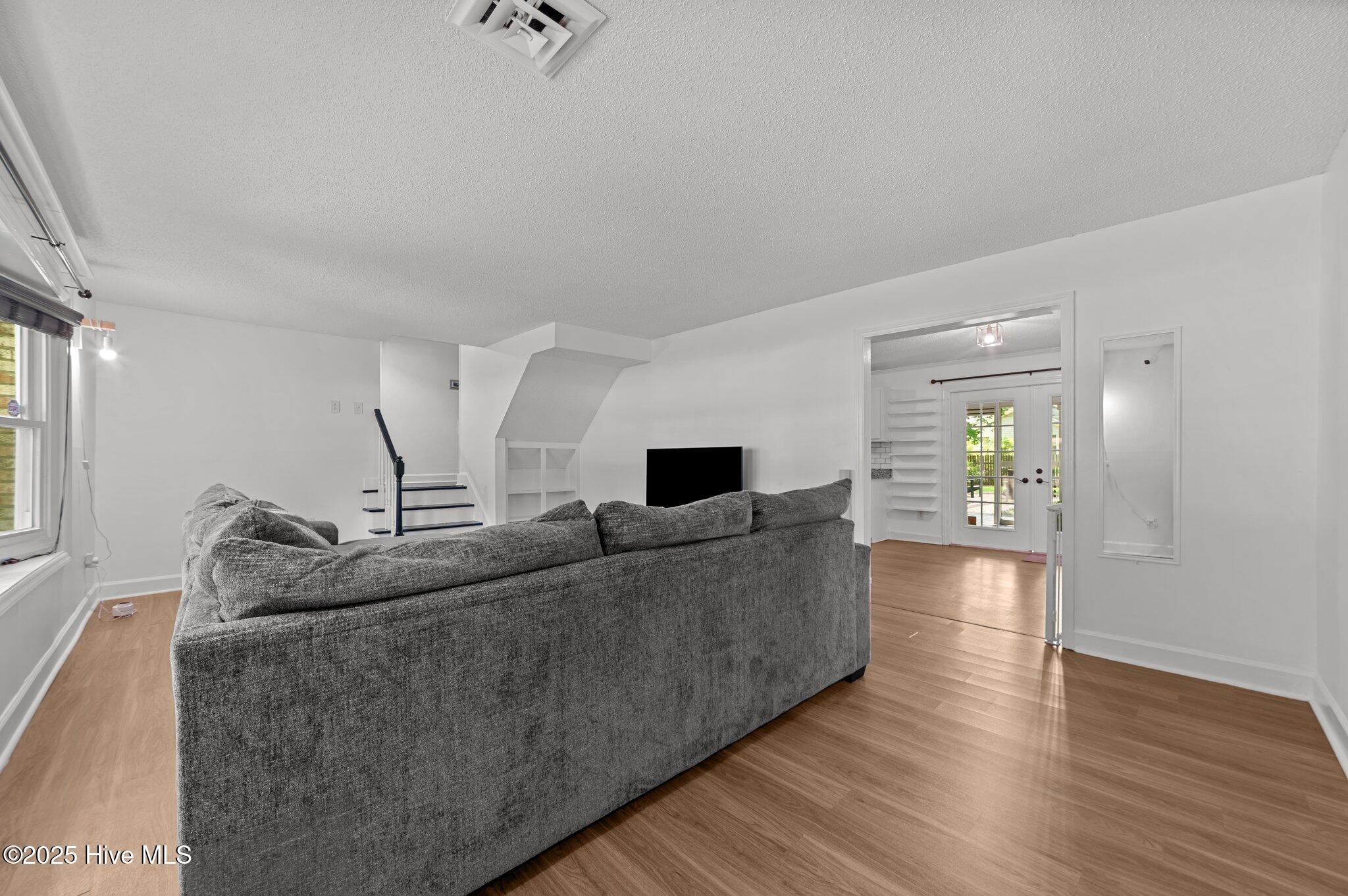208 Greenwood Drive