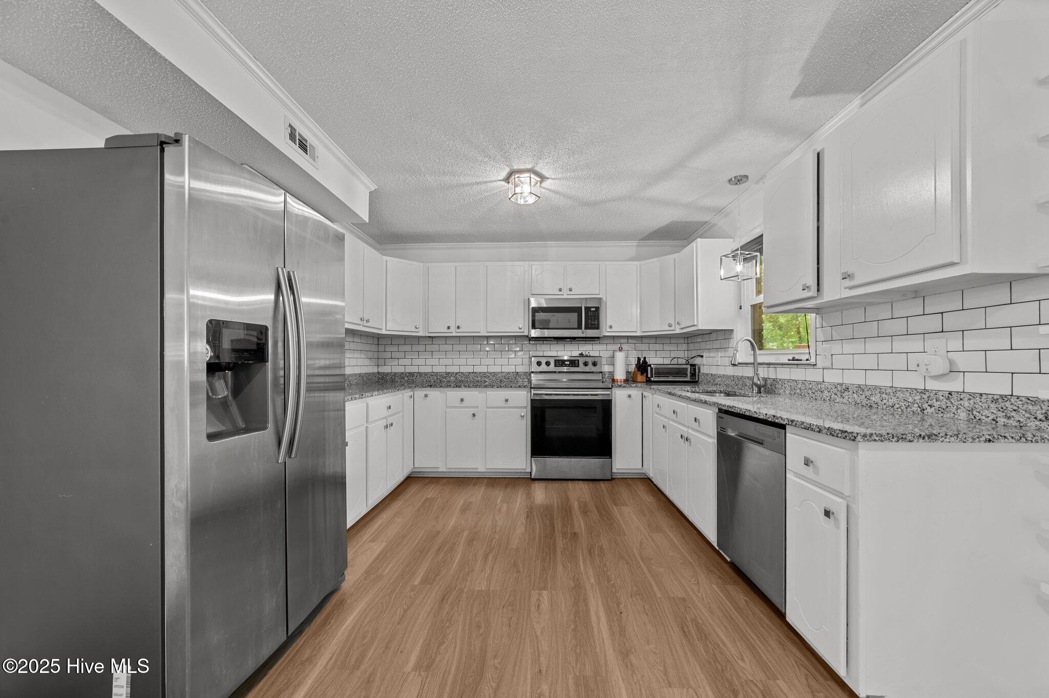 208 Greenwood Drive