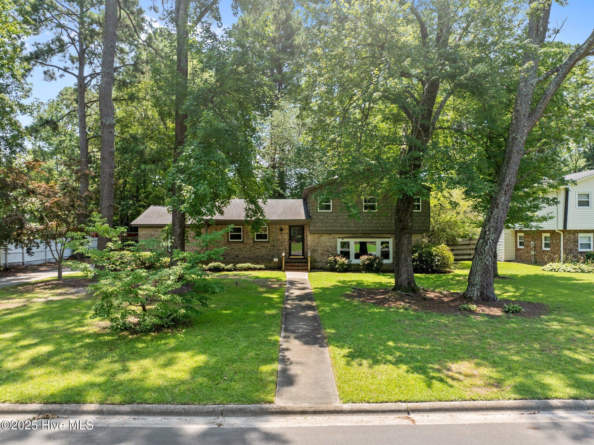 208 Greenwood Drive