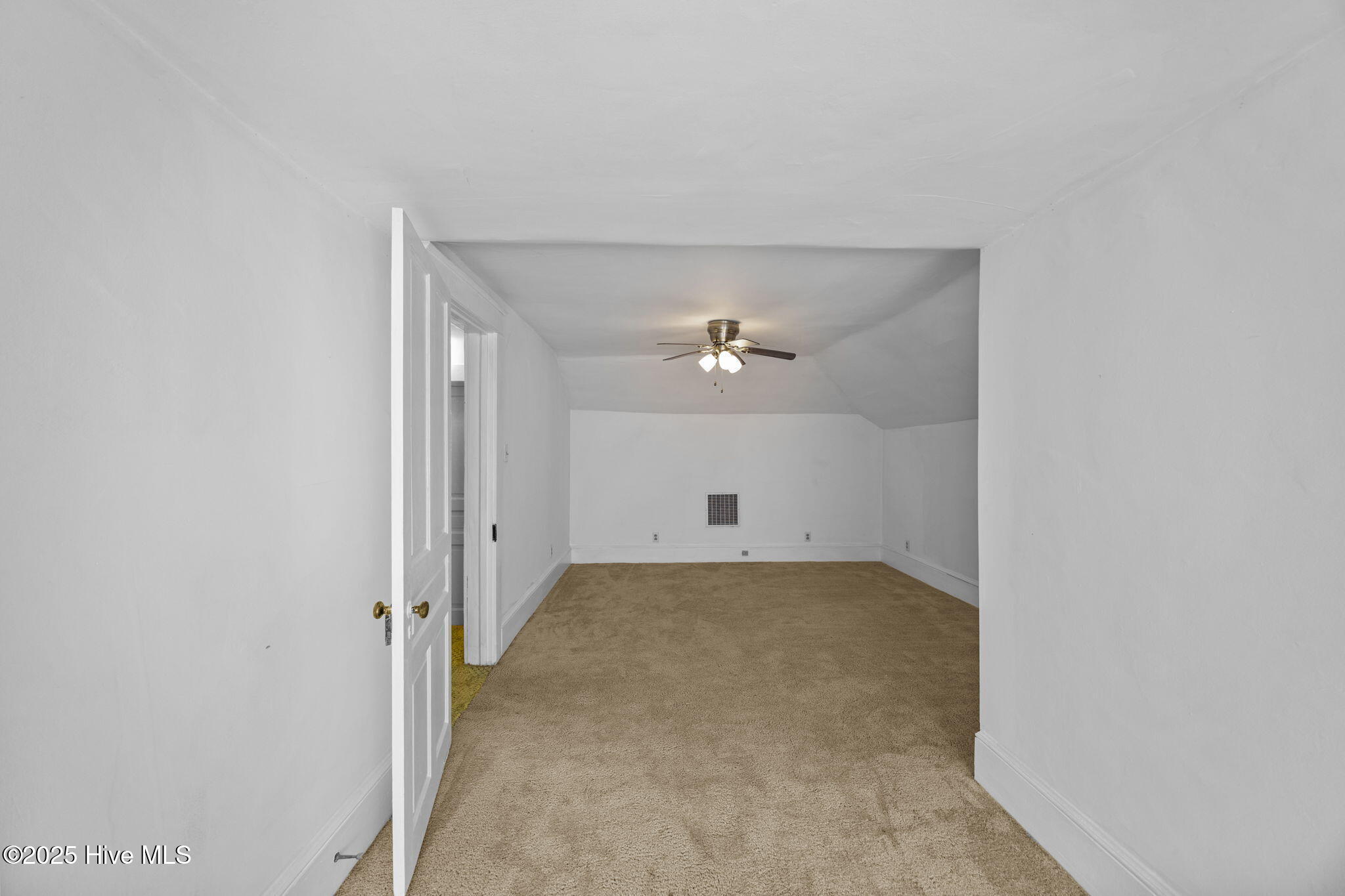 820 E 4th Street
