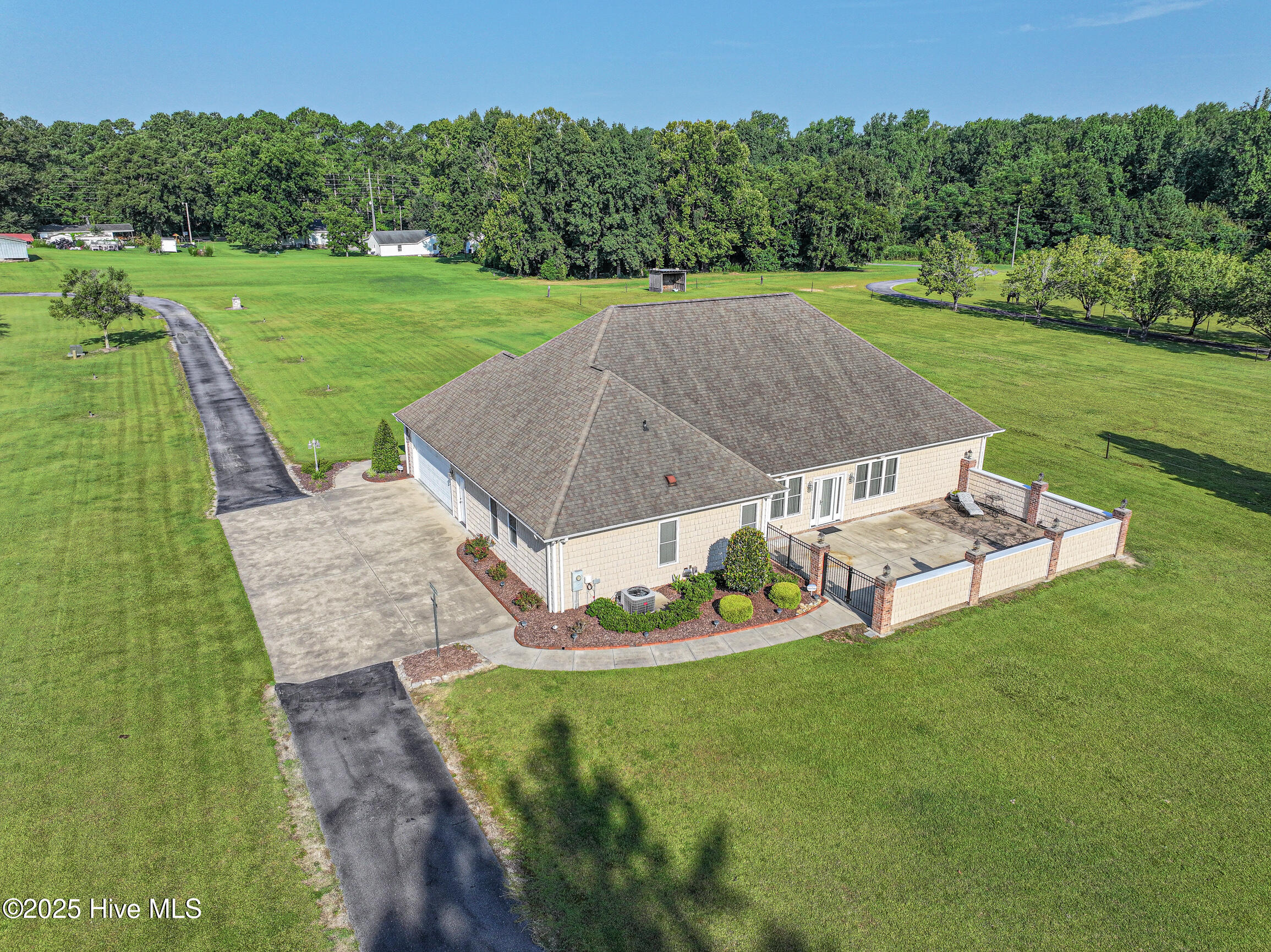 2361 Lt Hardee Road