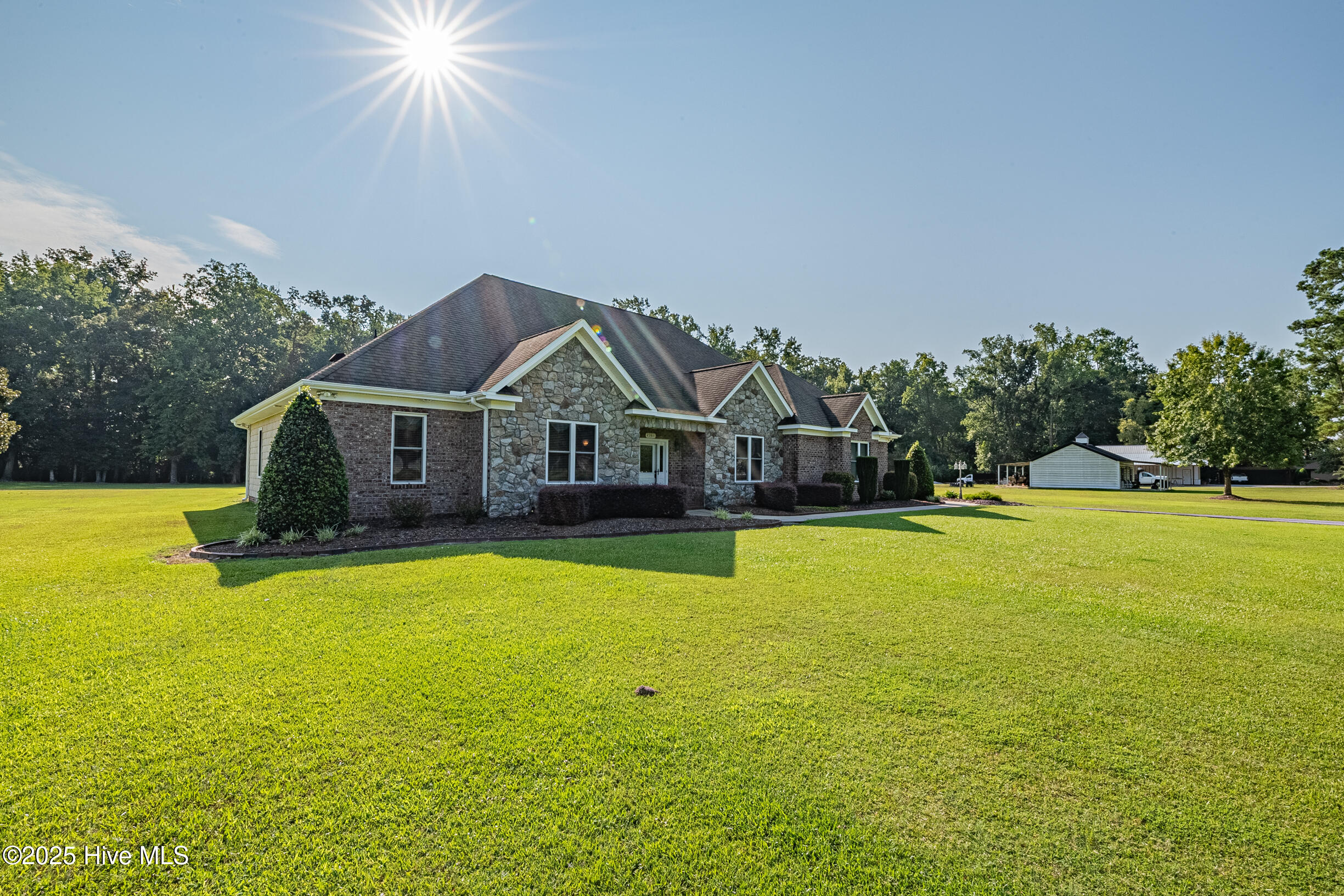 2361 Lt Hardee Road
