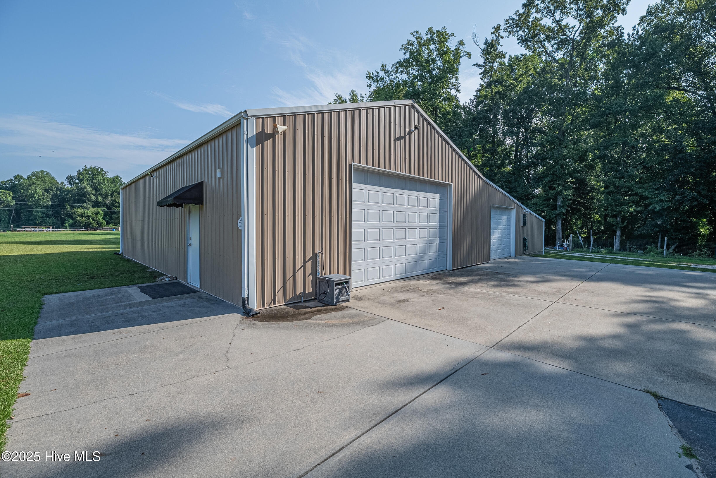 2361 Lt Hardee Road