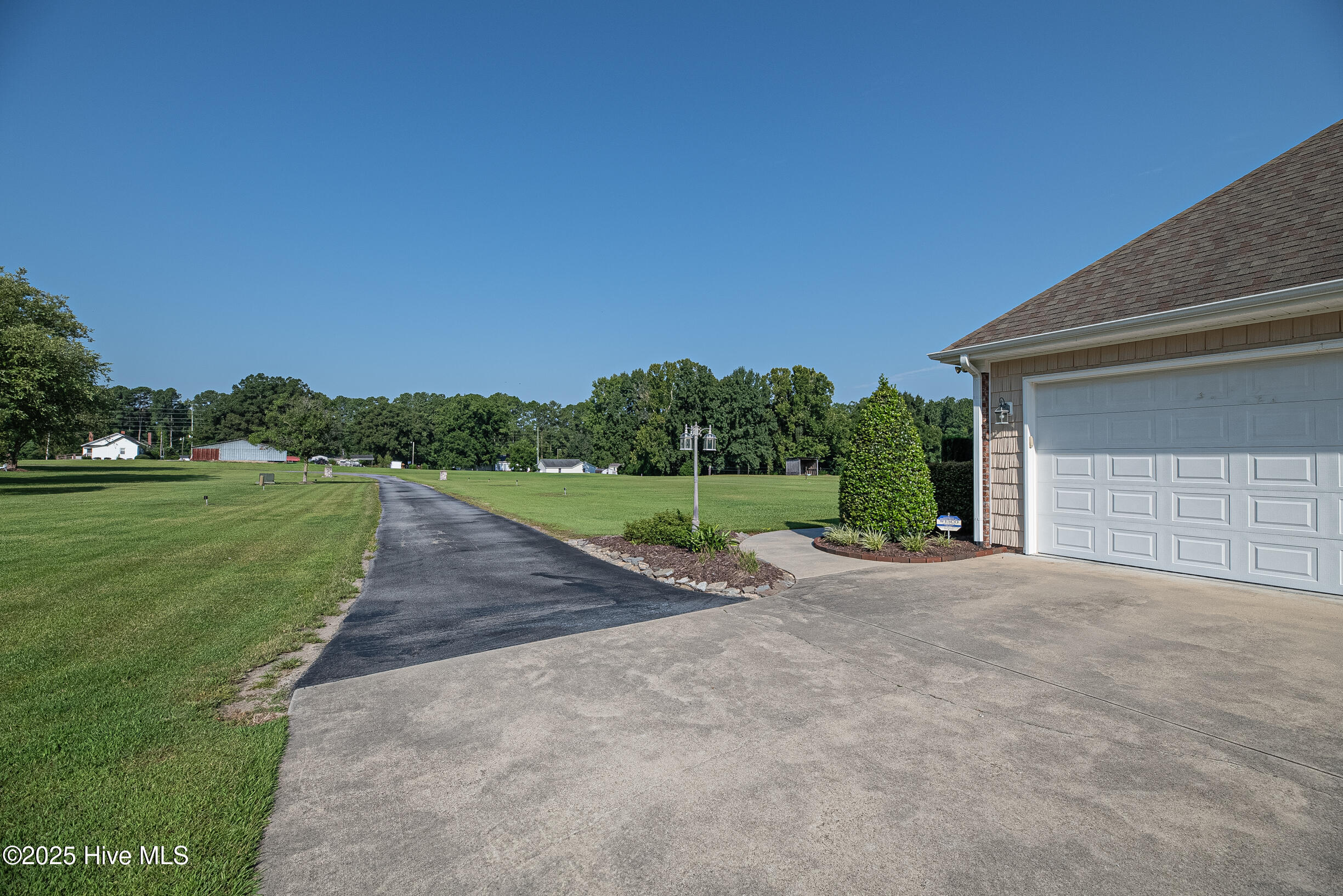 2361 Lt Hardee Road